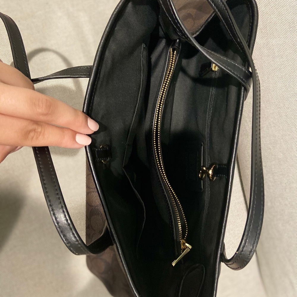 Coach Purse - Picture 6 of 6